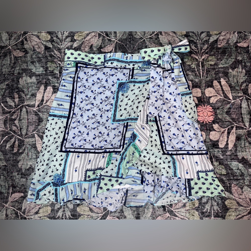 LOFT Blue and Green Patterned Skirt